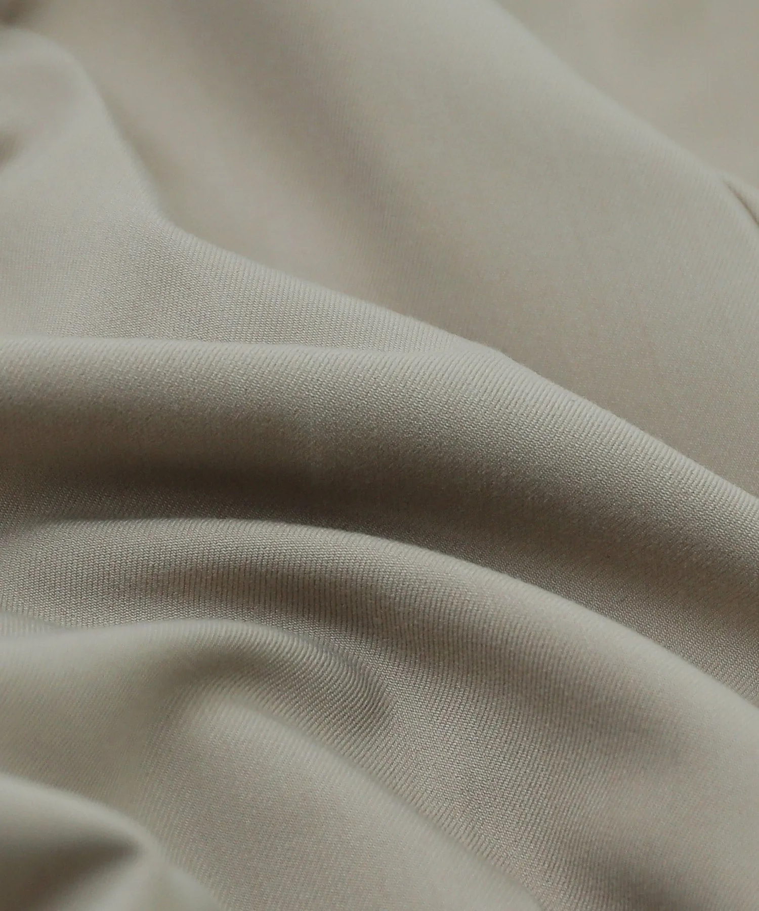 Center press tapered pants