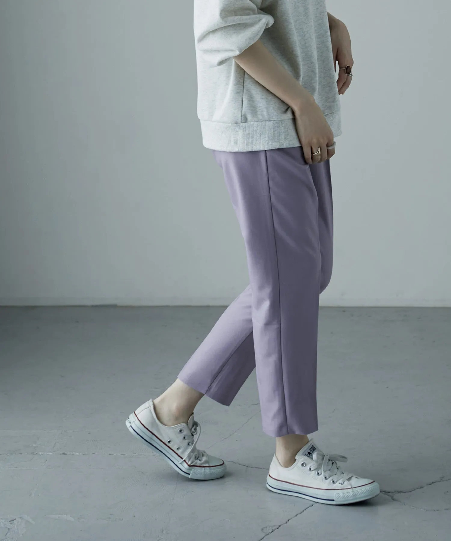 Center press tapered pants