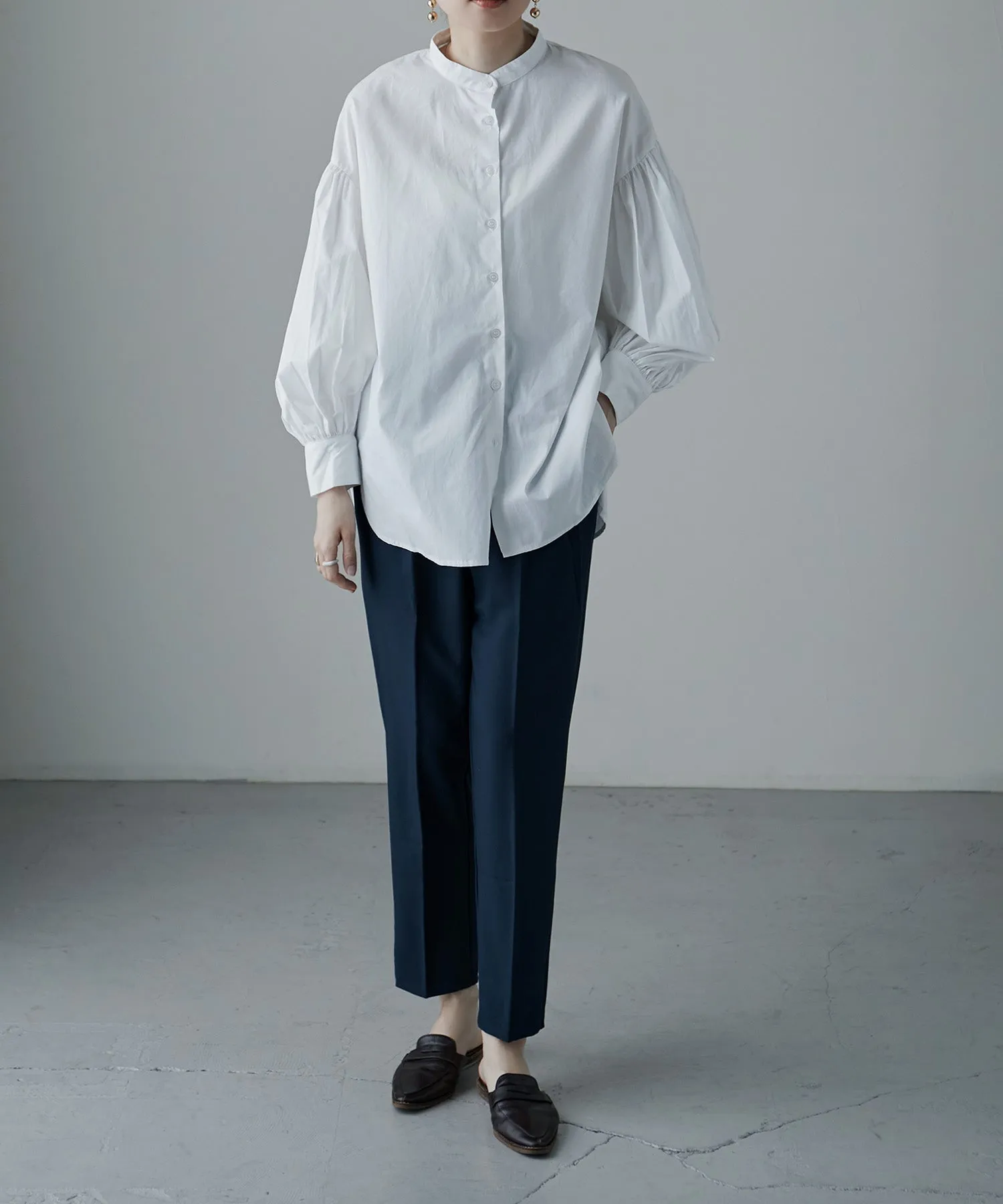 Center press tapered pants