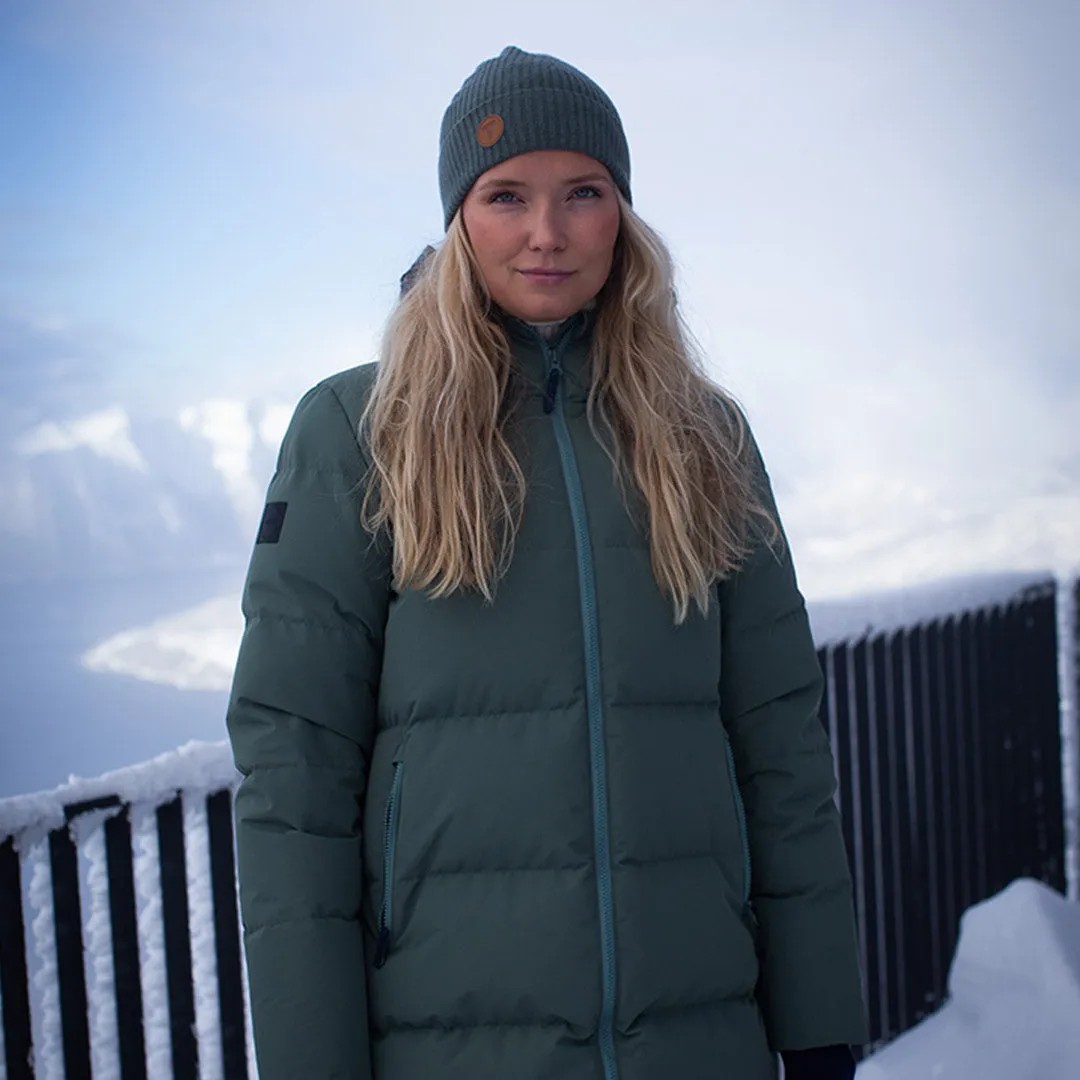 Lynx Warm Parka with Cozy Insulation