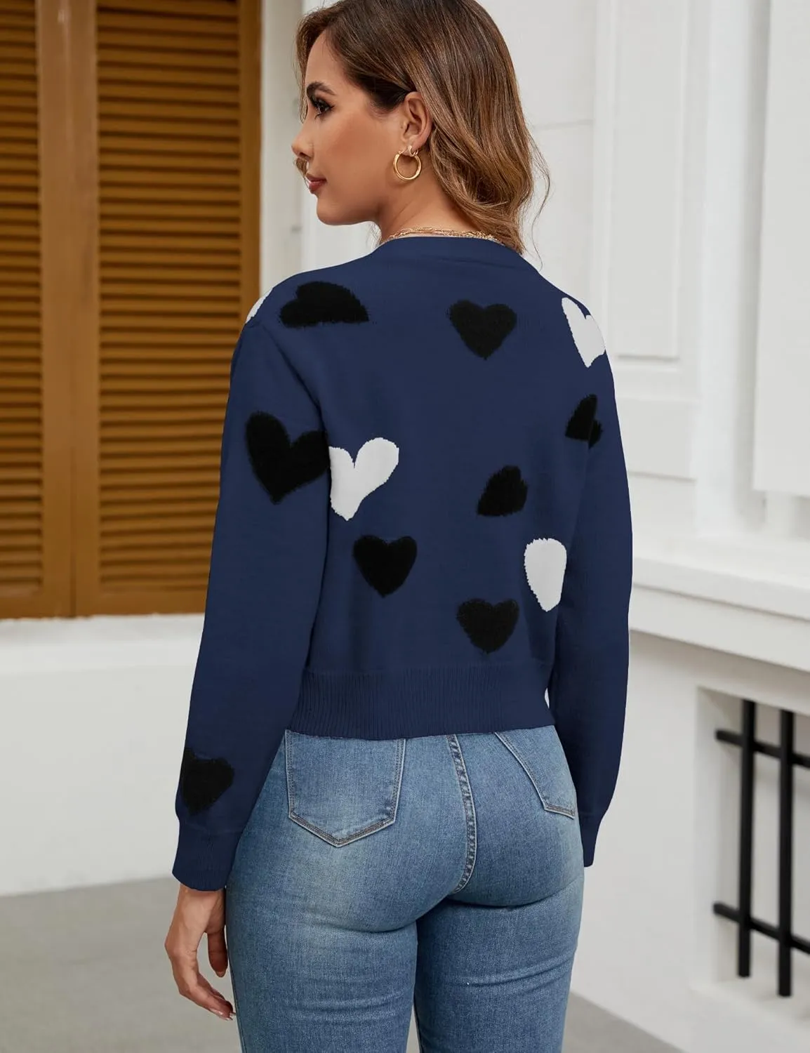 Women's Cropped Lightweight Cardigan Sweater Knit Cute Button Down Open Front Long Sleeve V Neck Top Cardigan Jacket