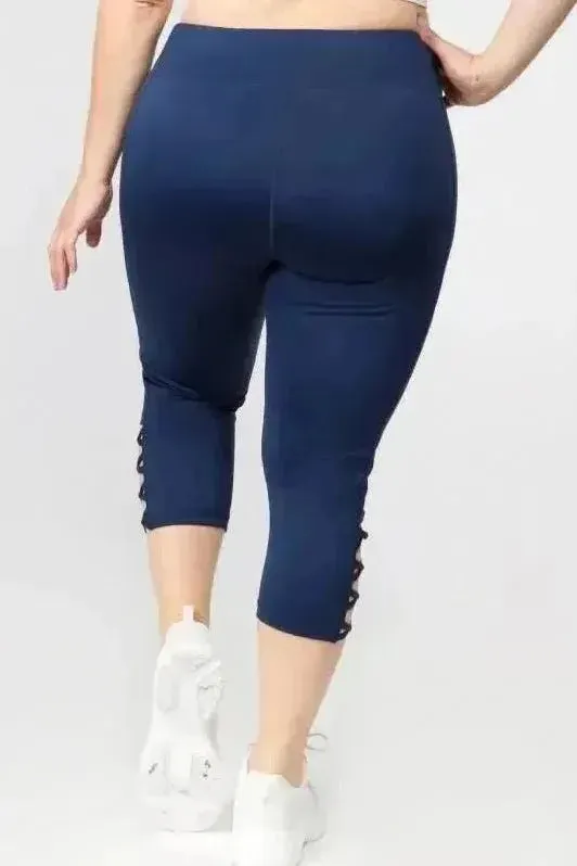 Yoga Capri Cutout Leggings (Plus Size)