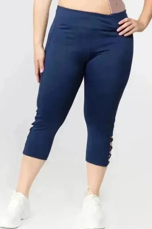 Yoga Capri Cutout Leggings (Plus Size)