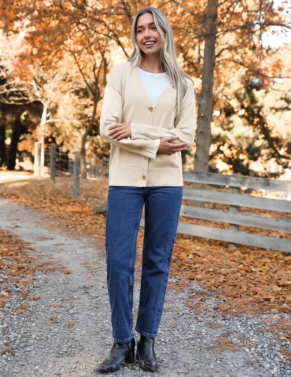 Zeagoo Women 2024 Button Down Cardigan Sweaters Open Front Lightweight Cardigans V Neck Loose Knit Fall Outwear